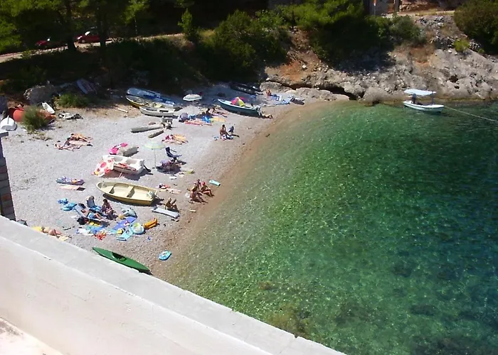 Guest house By The Sea Cove Bristova, Hvar - 12140 Bogomolje